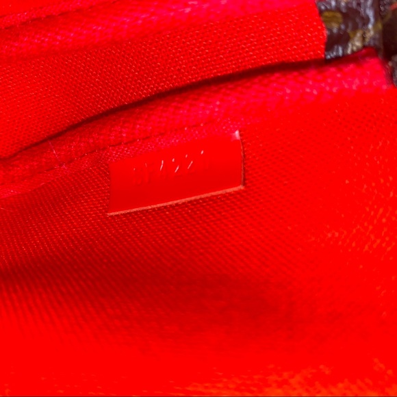 $900 ✨Brand New Limited Authentic Louis Vuitton Small Pochette - Picture 5 of 6